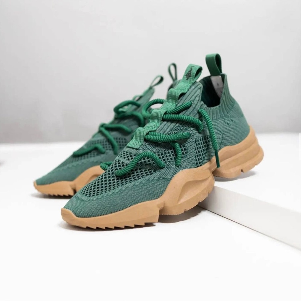 SIA collective - Fade Green Gum Bottom Sneakers